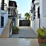 Modern Life Bodrum Szálloda 3*