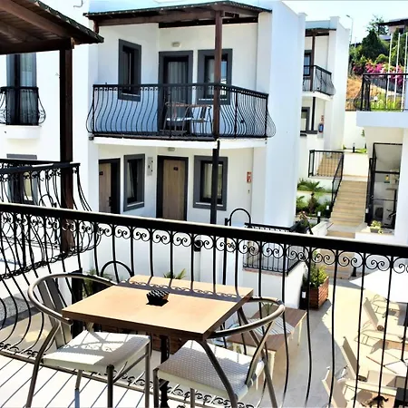 Modern Life Bodrum Hotel 3*