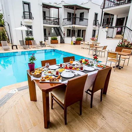 Otel Modern Life Bodrum 3*